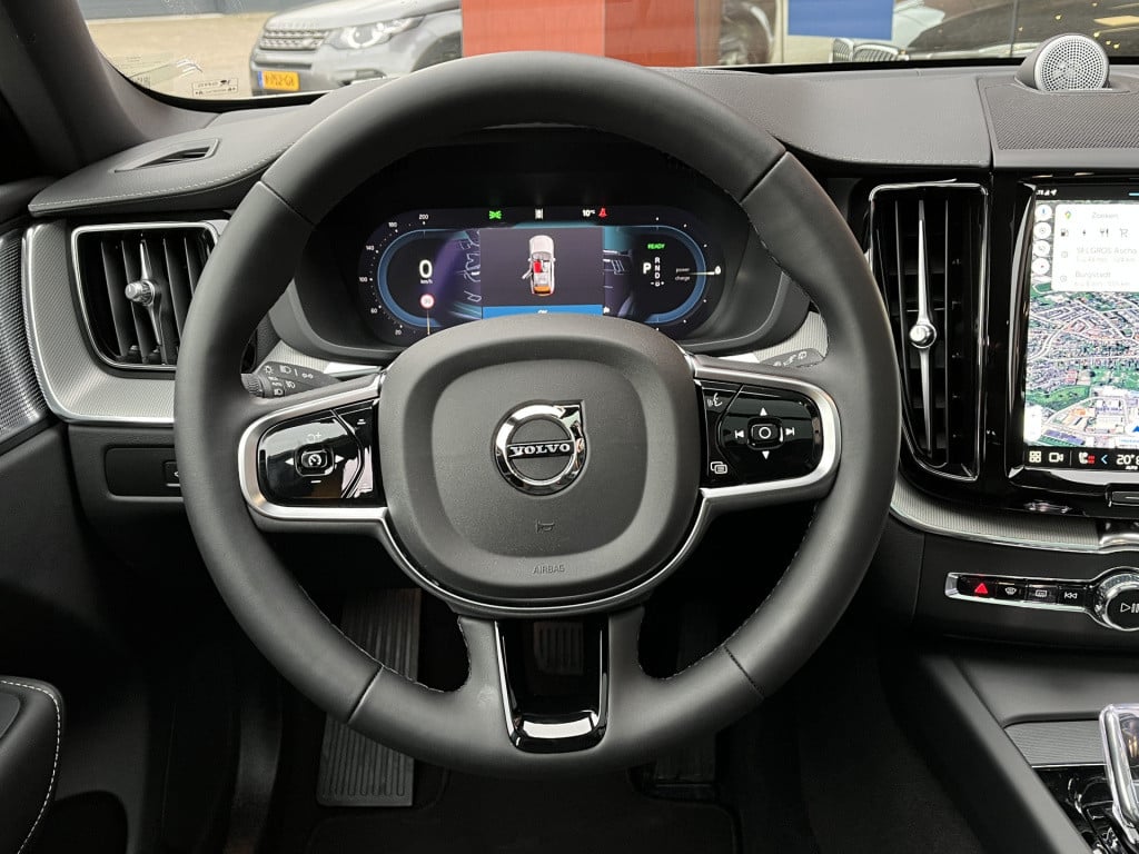 Volvo XC60 2.0 t8 awd polestar engineered | bowers&wilkins | pano | 22 inch