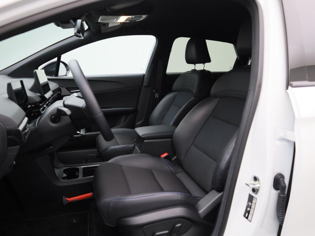 MG 4 luxury 64 kwh | navigatie | climate control | apple carplay / android 