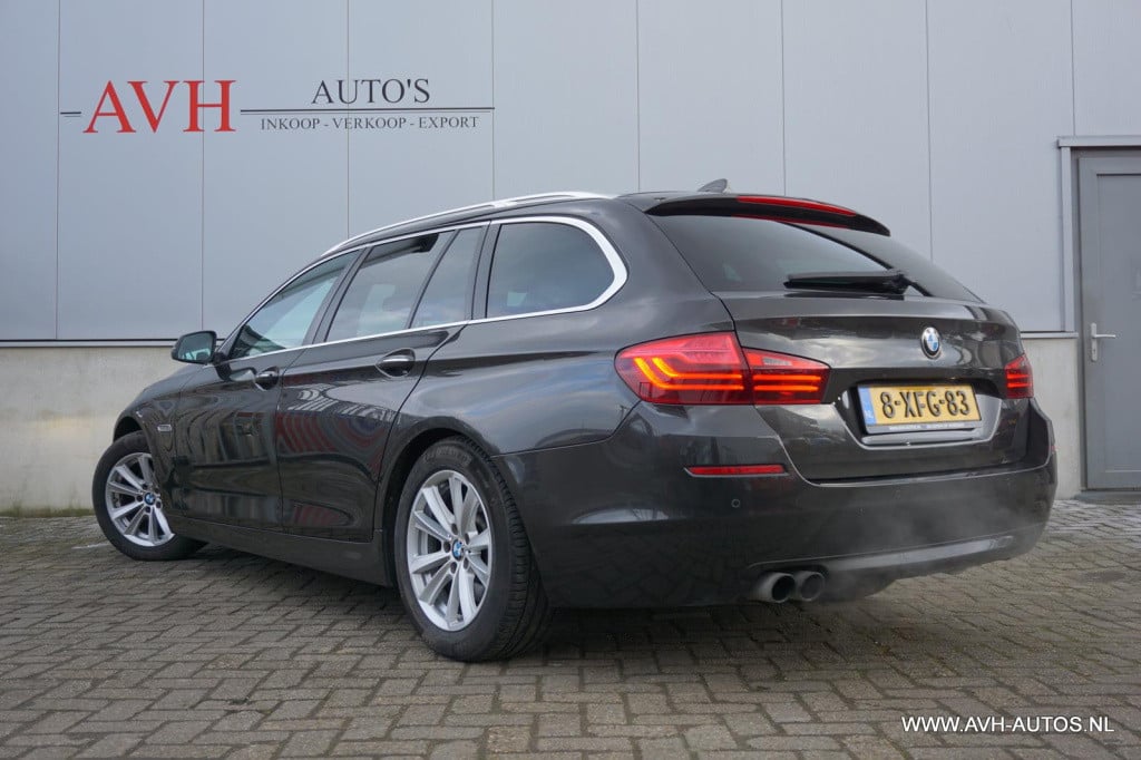 BMW 5 Serie touring 520i high executive