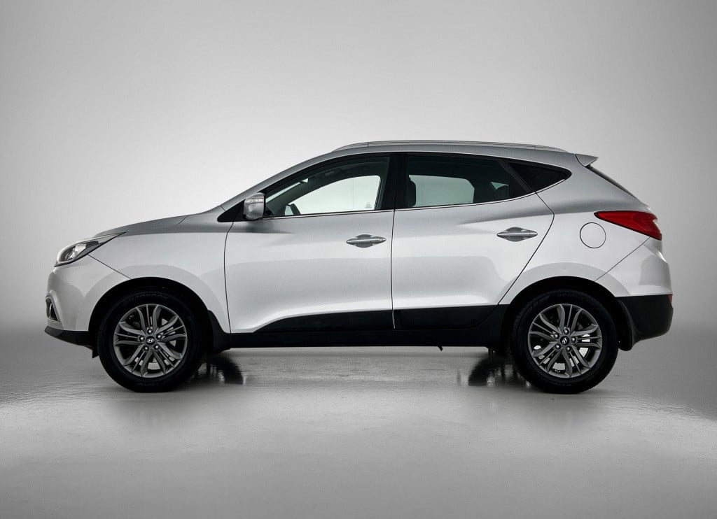 Hyundai Ix35 1.6i gdi go! | navigatie | climate control | stoelverwaming | 