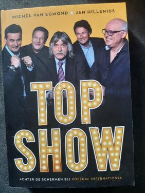 BOEK: TOPSHOW achter de schermen bij voetbal international