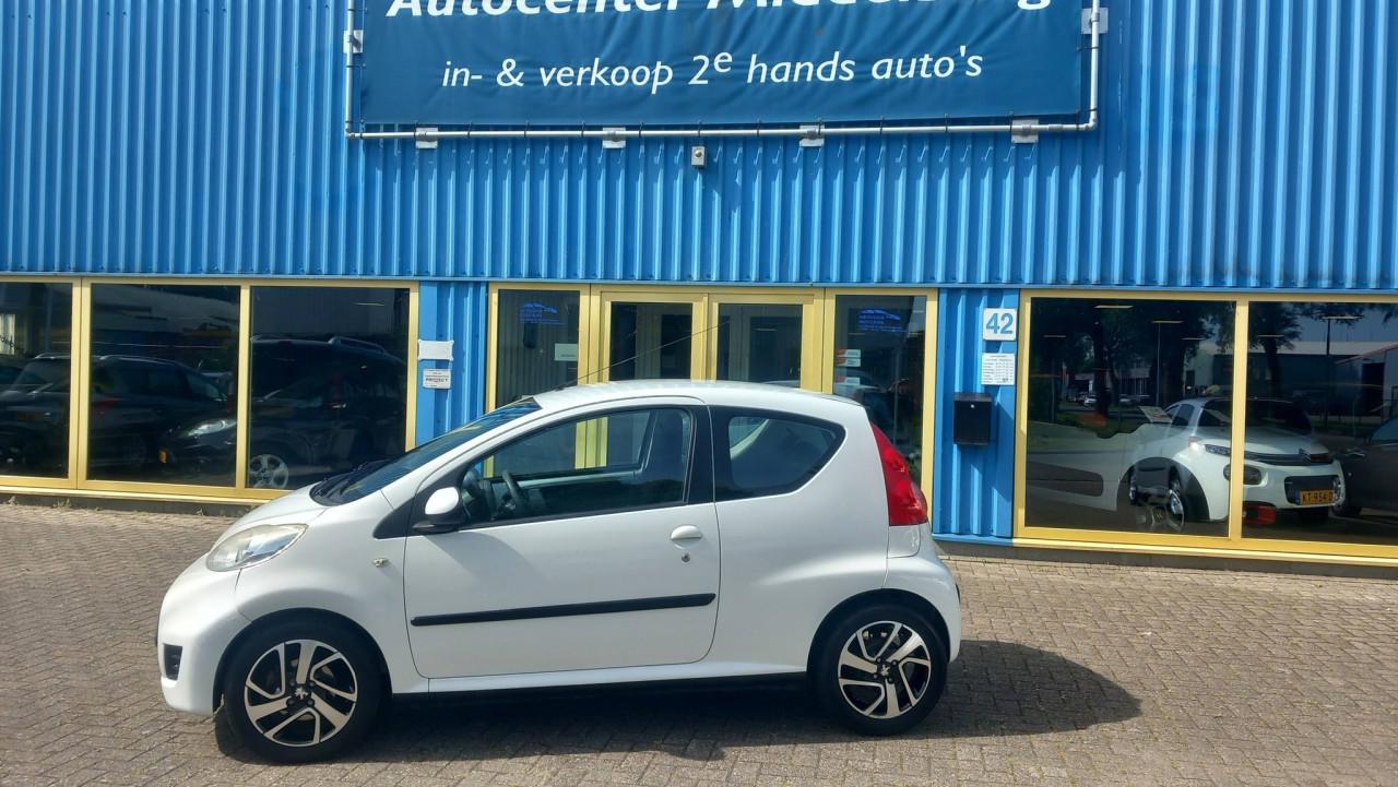 Peugeot 107 1.0 12v XR 3deurs bj:2009 airco lm-velgen Carplay