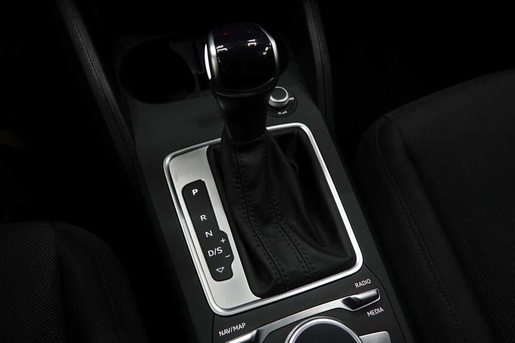 Audi Q2 1.5 tfsi | led | pdc | stoelverw. | airco |