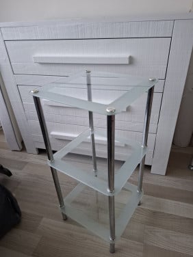 Glazen planten // bijzettafel.