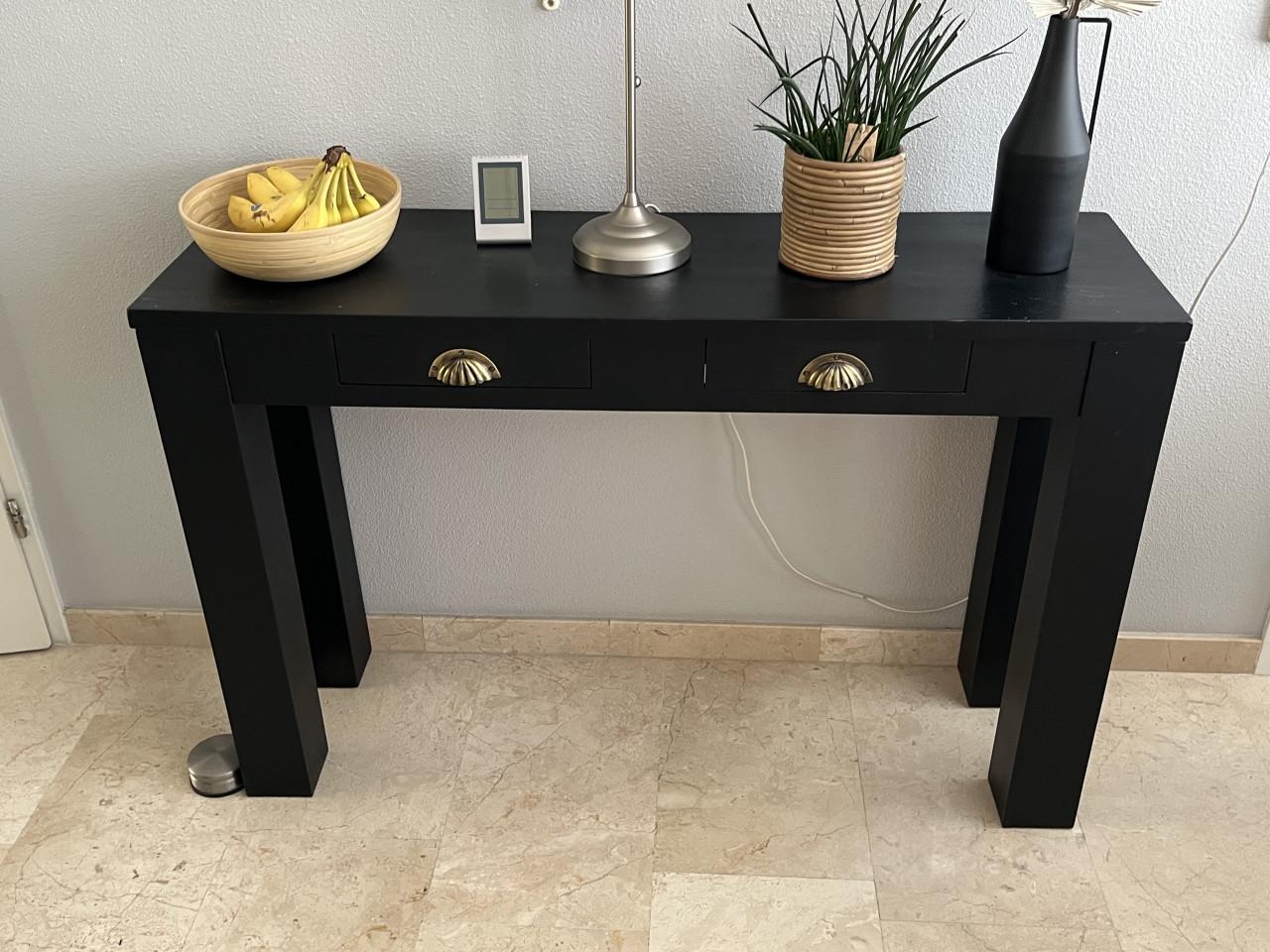 Meubels Site Table