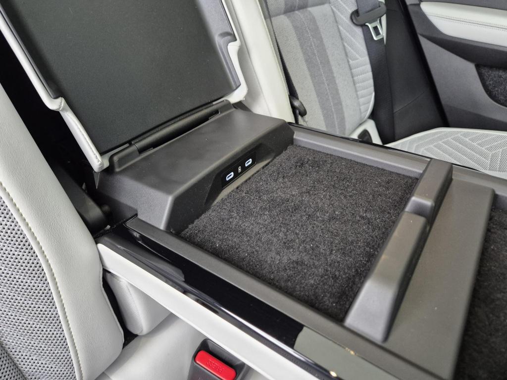 Renault Scenic e-tech ev87 long range iconic solarbay dak, harman kardon au