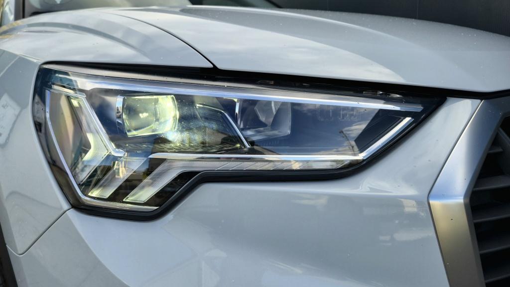 Audi Q3 45 tfsi e edition | hybride | led | clima | navi | acc | 19 inch