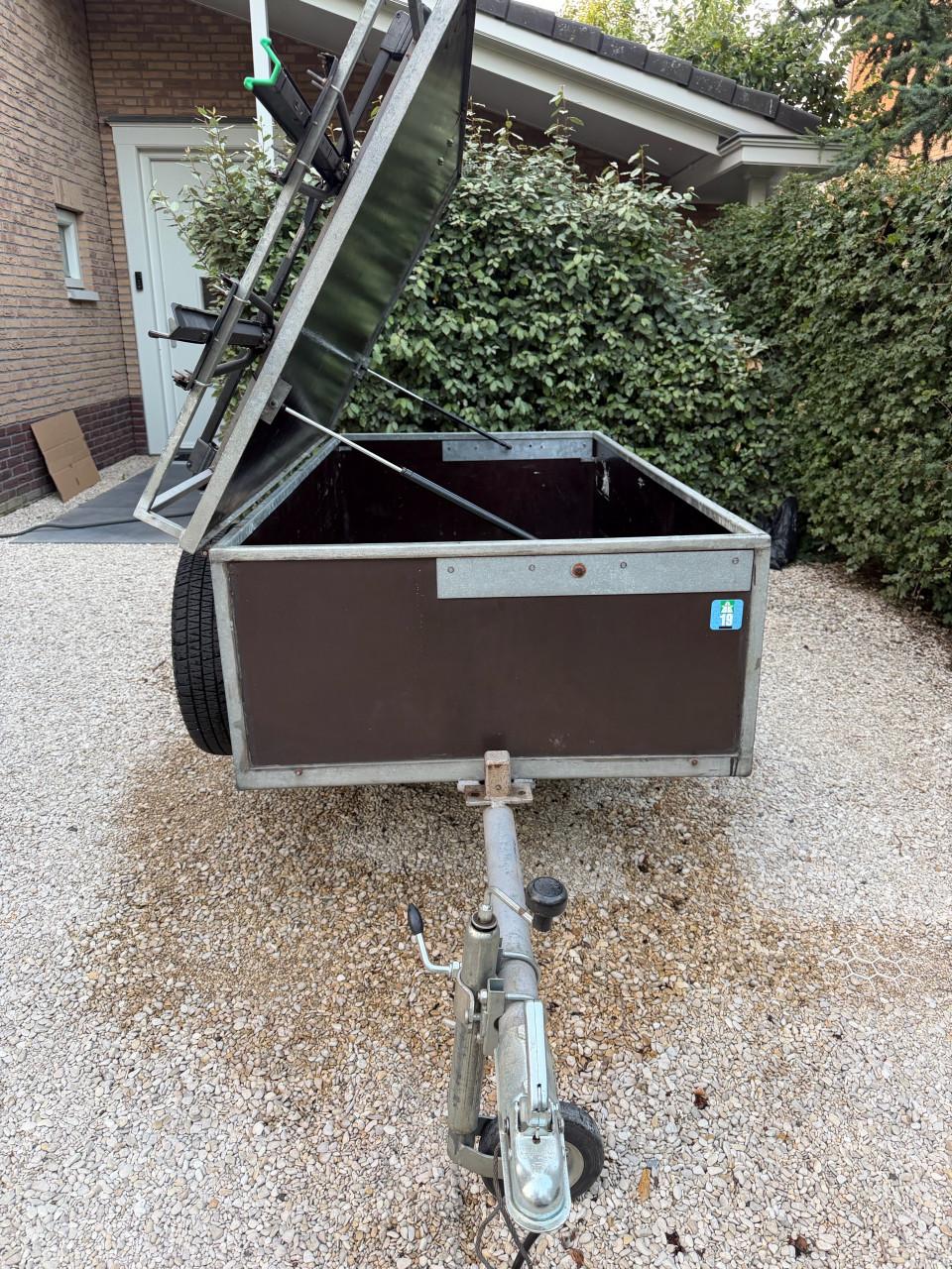 Aanhangwagen (gesloten)