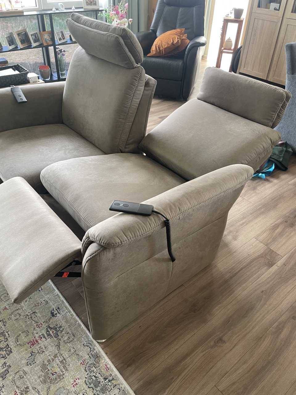 Twee Zitsbank met relaxfuntie