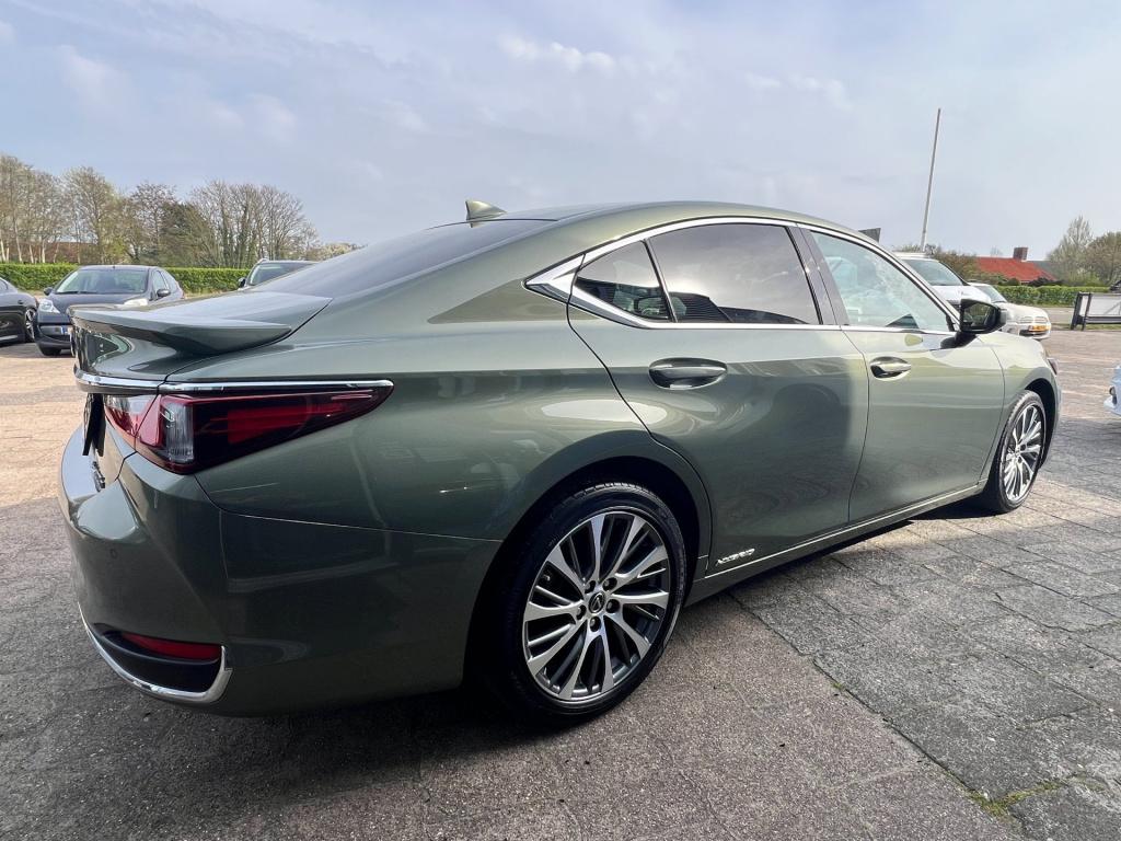Lexus Es 300h luxury line , elektrisch panodak enz..