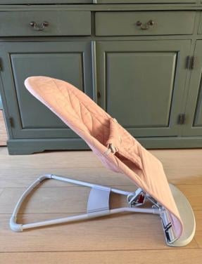 Babybjörn wipstoel oud roze