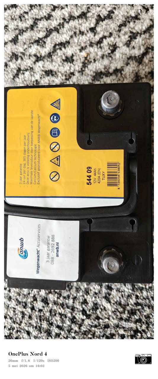 Accus