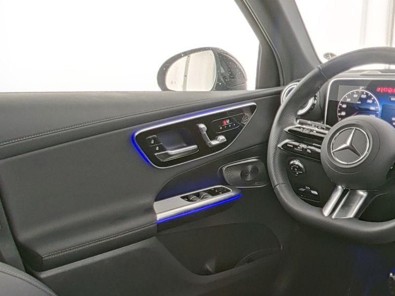 Mercedes-Benz Glc 400e 4matic amg 381 pk i 2025 i panorama dak i head-up i 