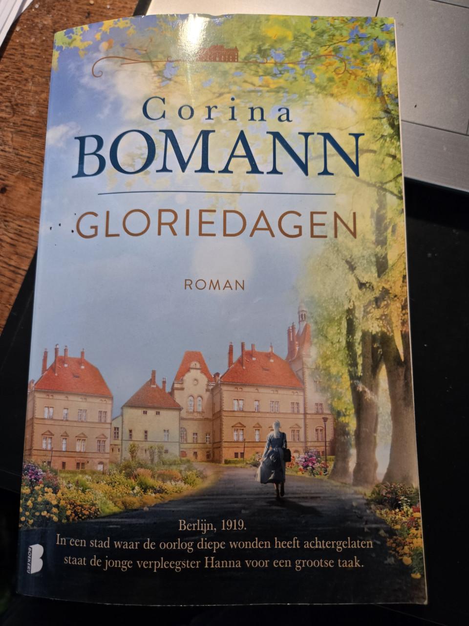 Boek: Gloriedagen van Corina Bomann 2e druk 2022