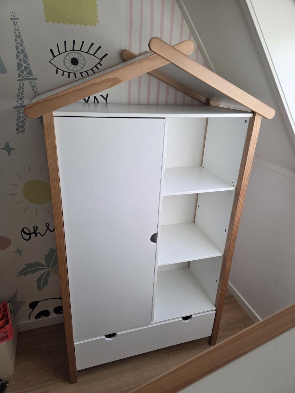 Tipi bed Coco en linnenkast Julian voor kind tot tiener