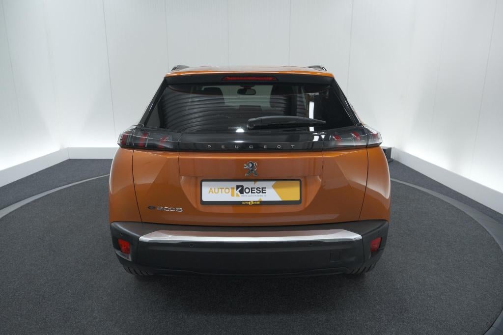 Peugeot E-2008 ev allure pack 50 kwh | 3 fase laadfunctie | parkeersensoren