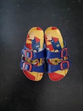 Bob de Bouwer slippers mt. 29 (Gratis)