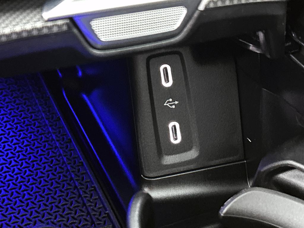 Mercedes-Benz Glc 300e 4matic sport edition | trekhaak | nightpakket | amg 