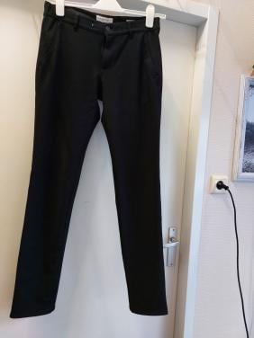 Zwarte broek maat 29/34