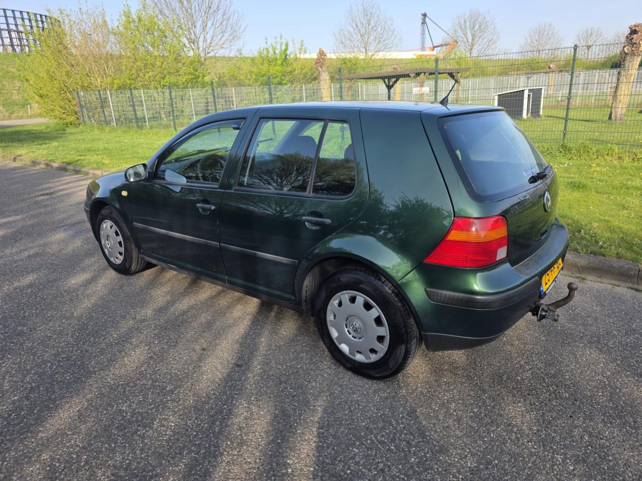 Volkswagen Golf 1.4-16V Trendline Airco! 5-DRS!