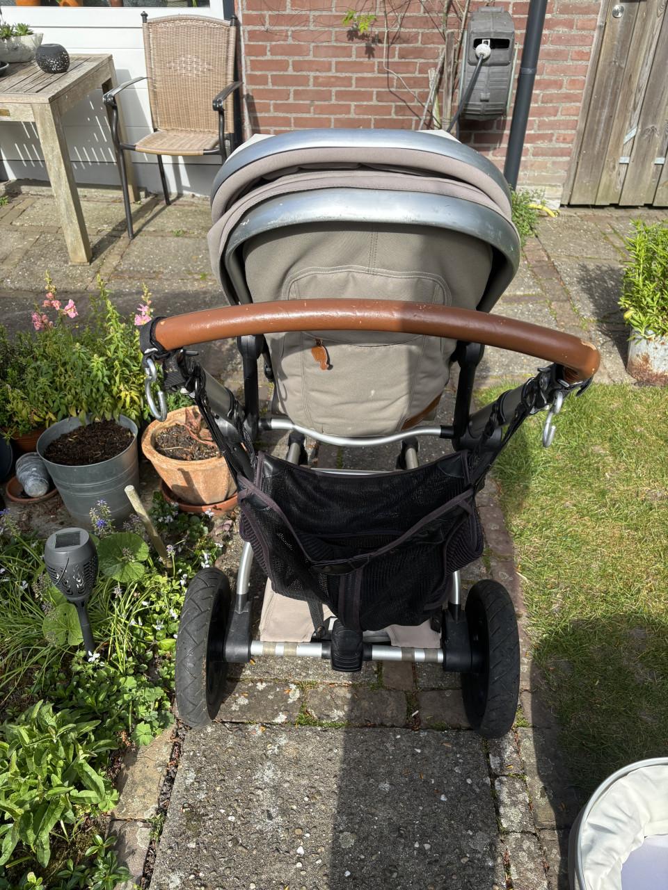 Joolz kinderwagen met reiswieg en voetenzak