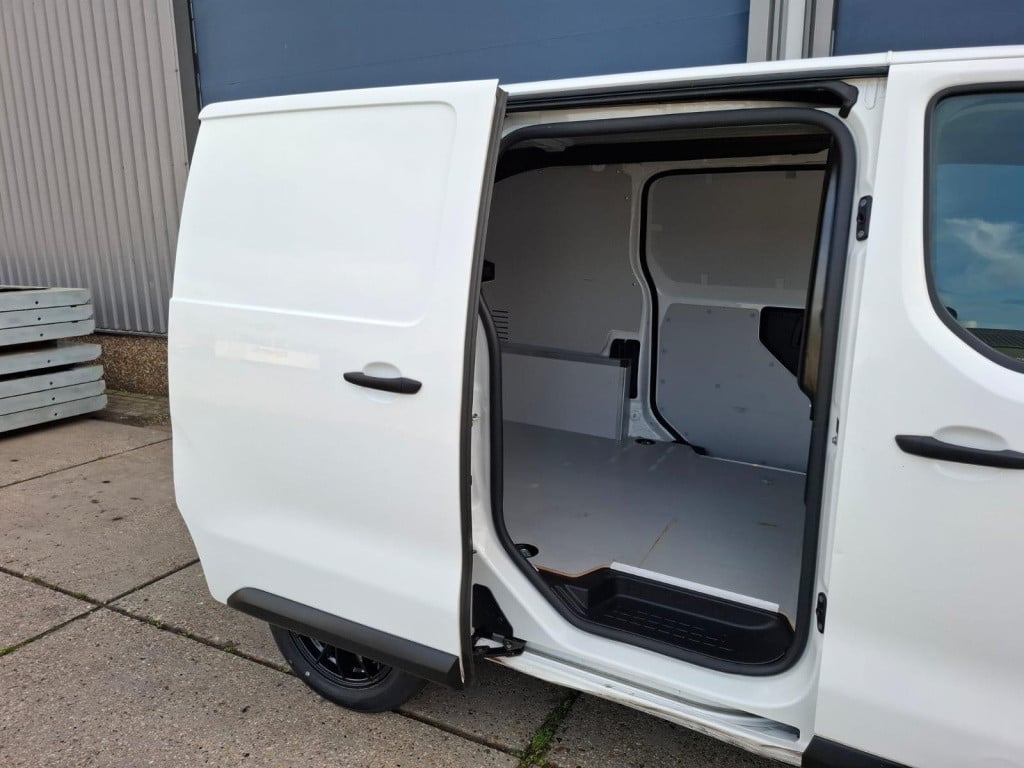 Citroen Jumpy 1.5 bluehdi 100 xs club airco / carplay / navi / cruise contr