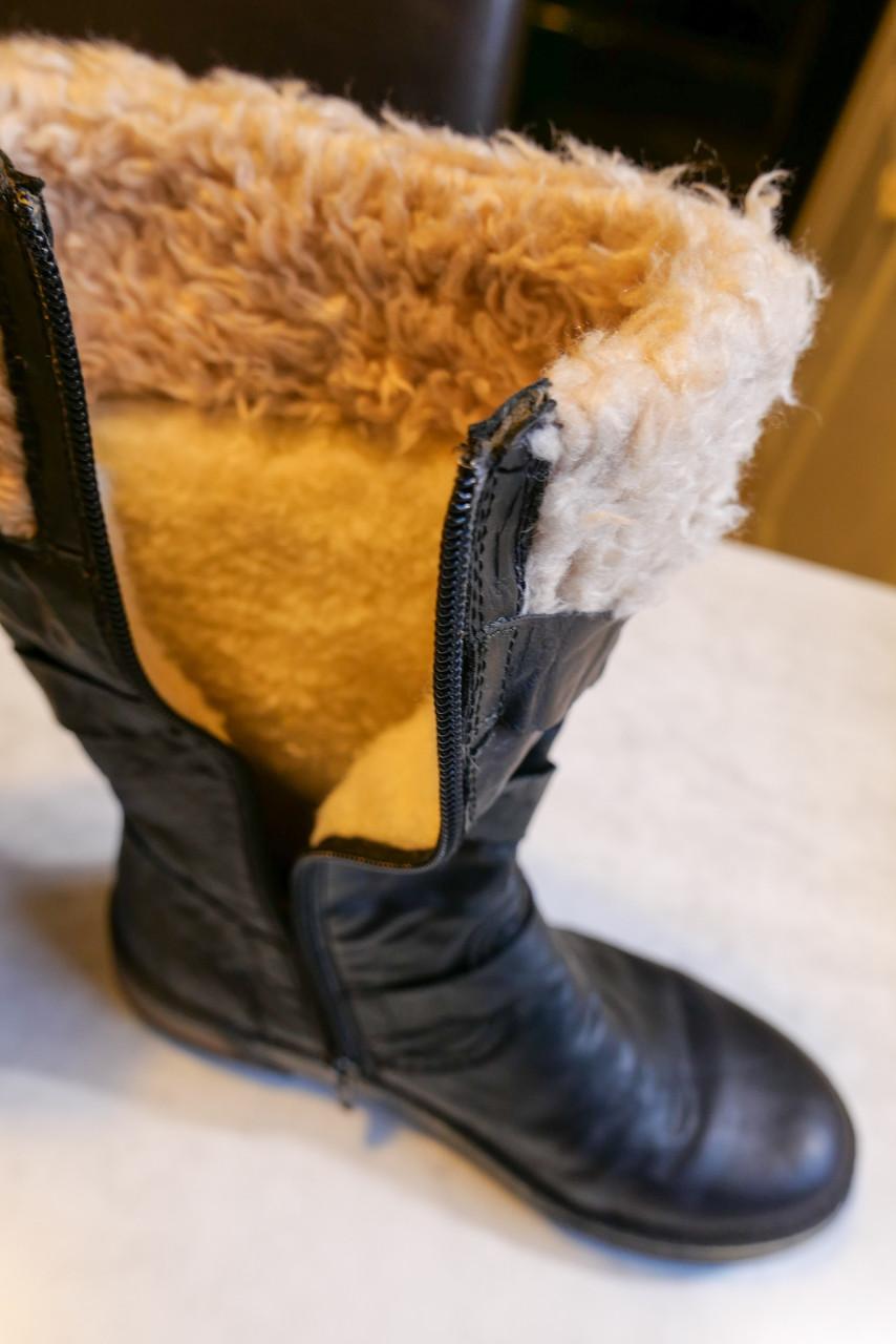 Mooie nieuwe dameslaarzen , Maat 37