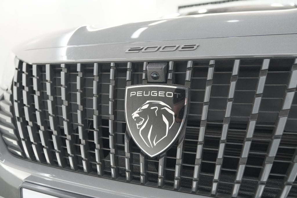 Peugeot 2008 puretech 130 eat8 gt | 360 camera | adaptieve cruise control |