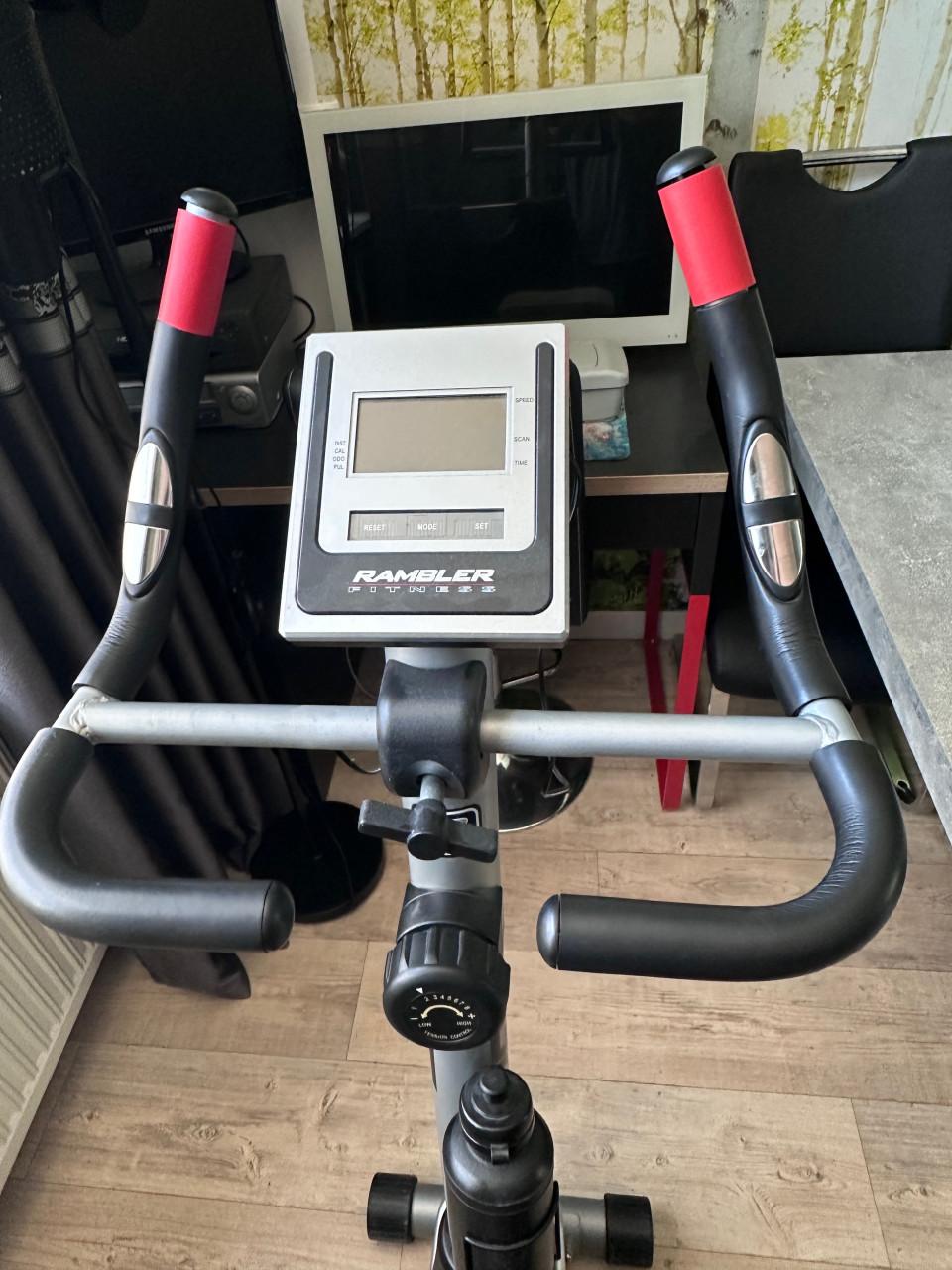 Hometrainer met gratis bidon