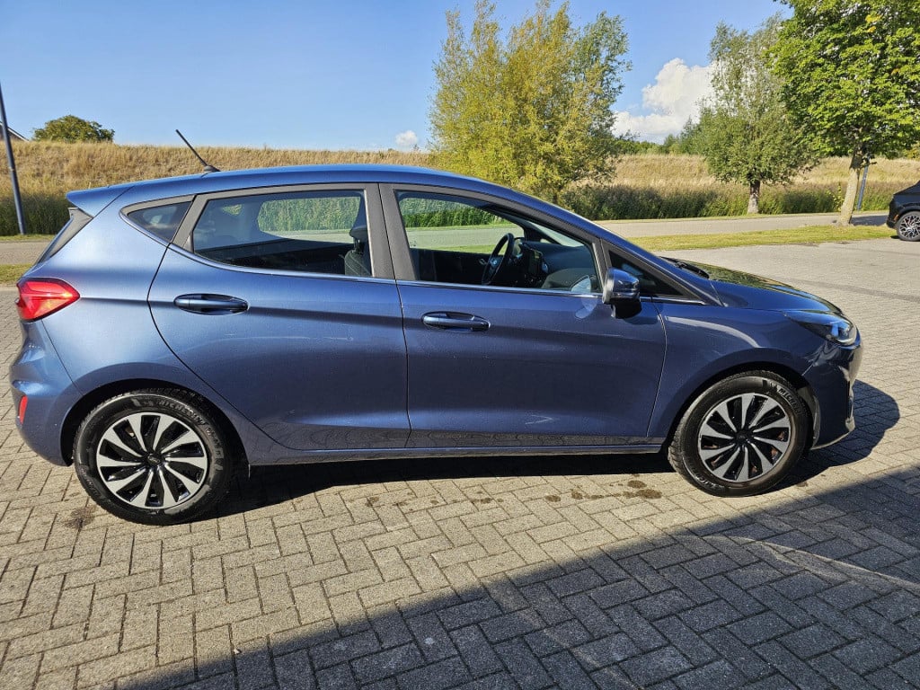 Ford Fiesta 1.0 ecoboost hybrid titanium