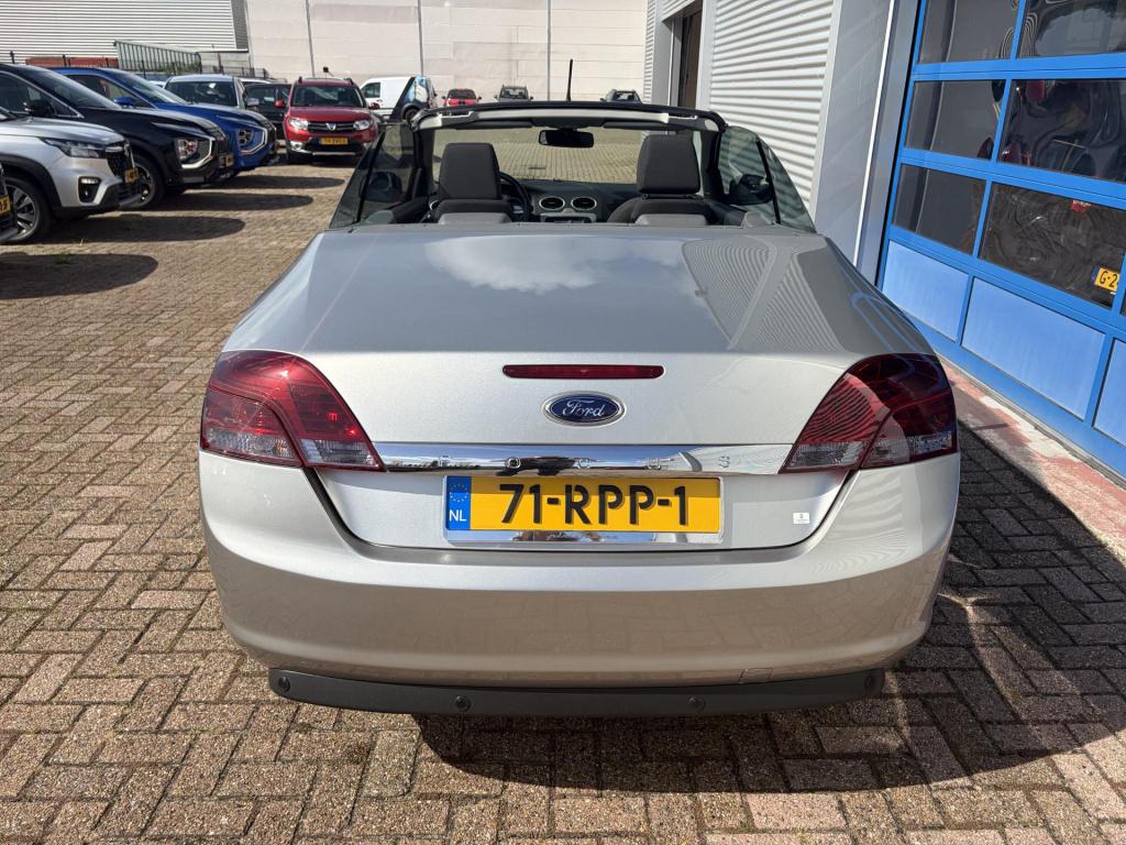 Ford Focus coupé-cabriolet 1.6 cool & sound