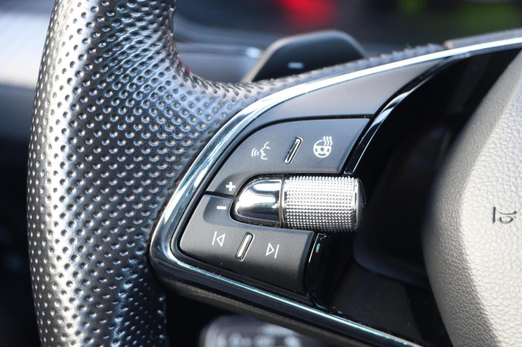 Skoda Superb combi 1.4 tsi iv sportline 217pk dsg6