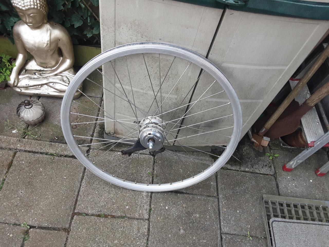 28 inch nexus achterwiel, 7 speed,rollerbrake rem