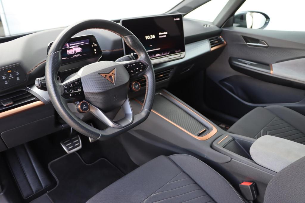 Cupra Born business 63 kwh 231pk | soh 98,8% |