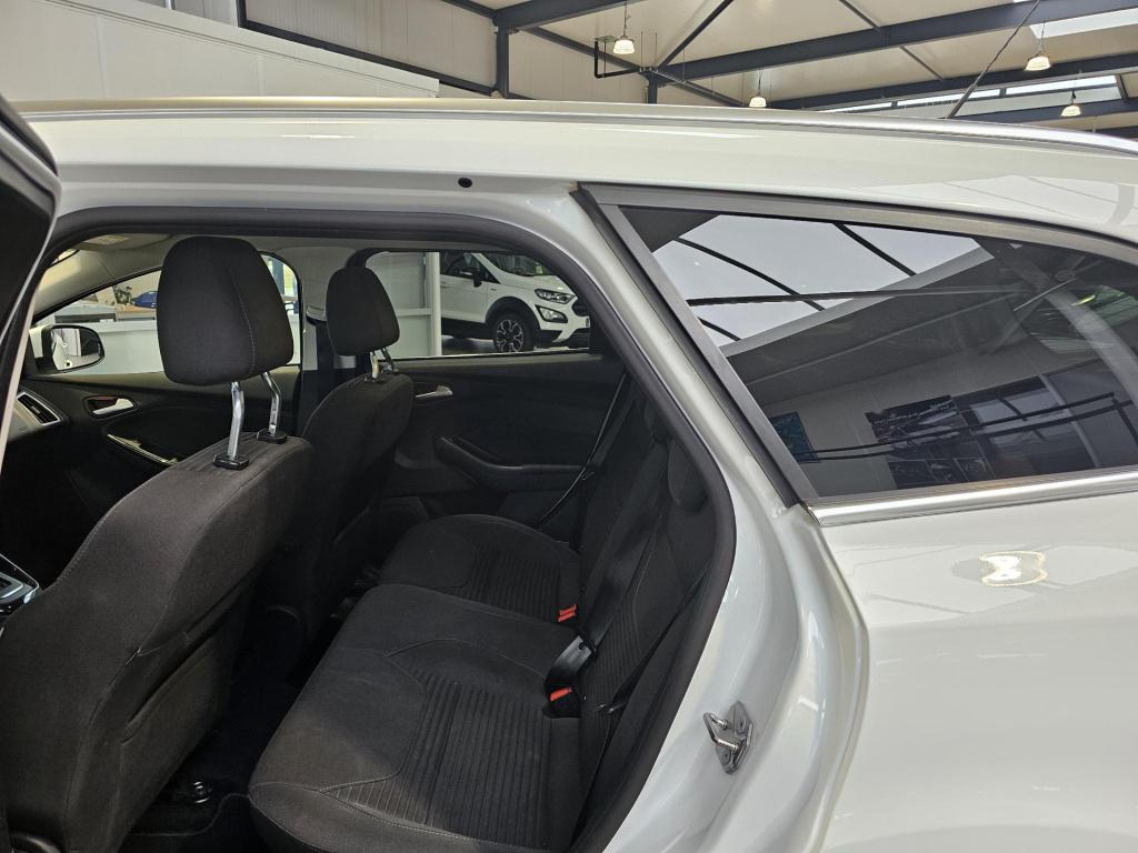 Ford Focus wagon 1.0 trend automaat