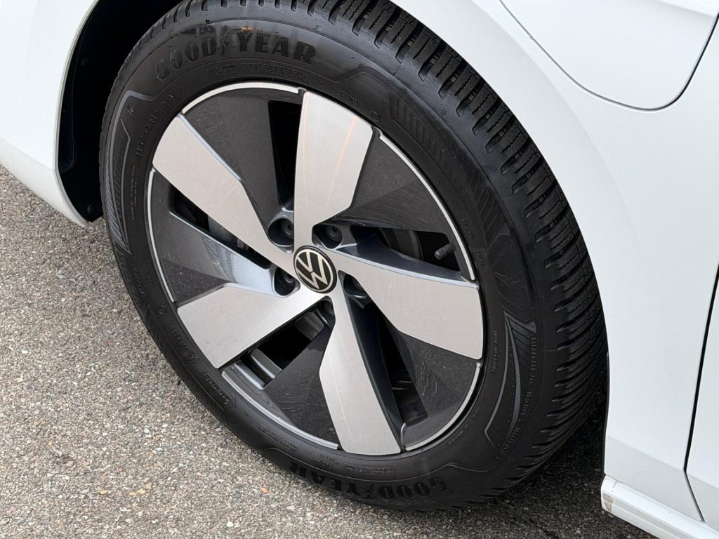 Volkswagen Passat variant 1.5 ehybrid business | dode hoek | camera | trekh