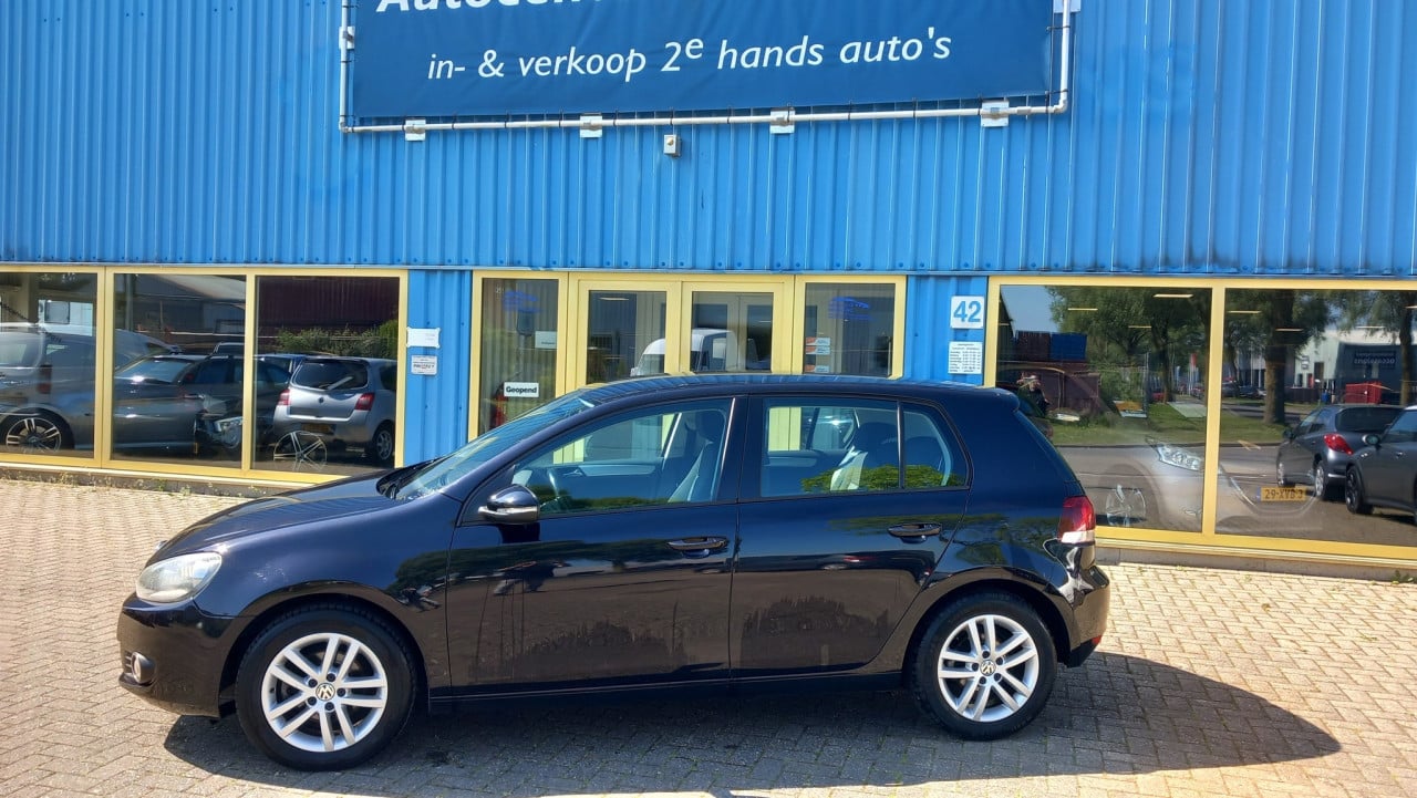 Volkswagen GOLF 1.2 TSI BlueMotion Highline 5deurs bj:2011 airco i.z.g.st