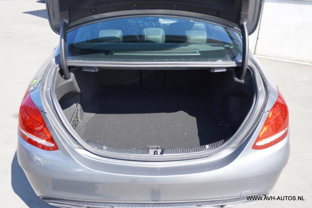 Mercedes-Benz C-Klasse 180 business solution amg automaat