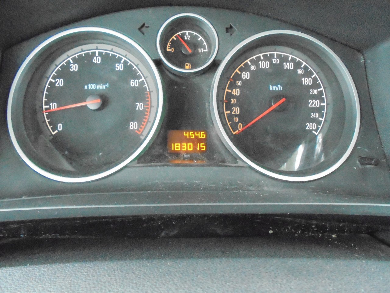 Zafira 7 persoons nette onderhouden auto eerste eigenaar N.A.P apk vol jaar