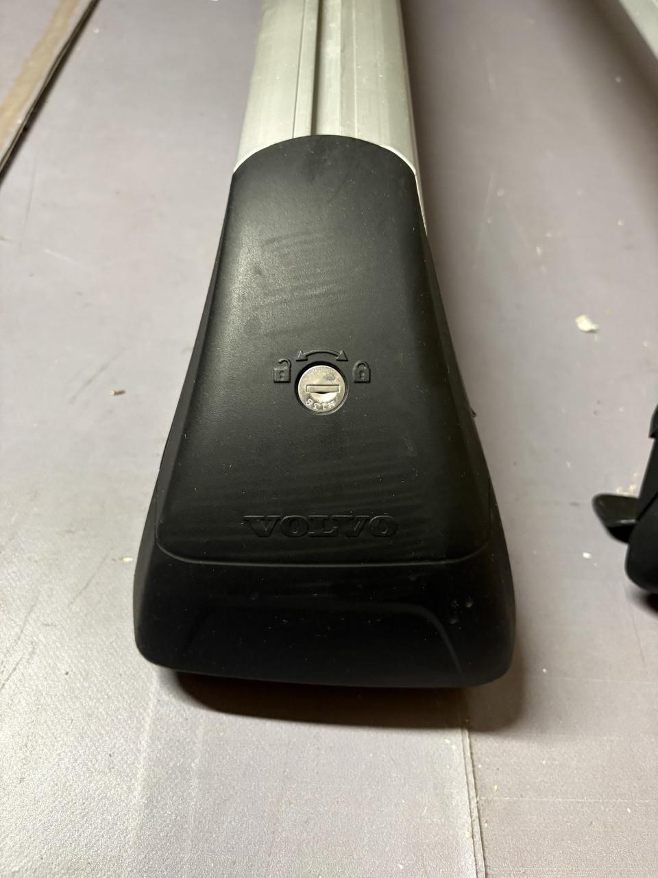 Dakdragers Volvo v40