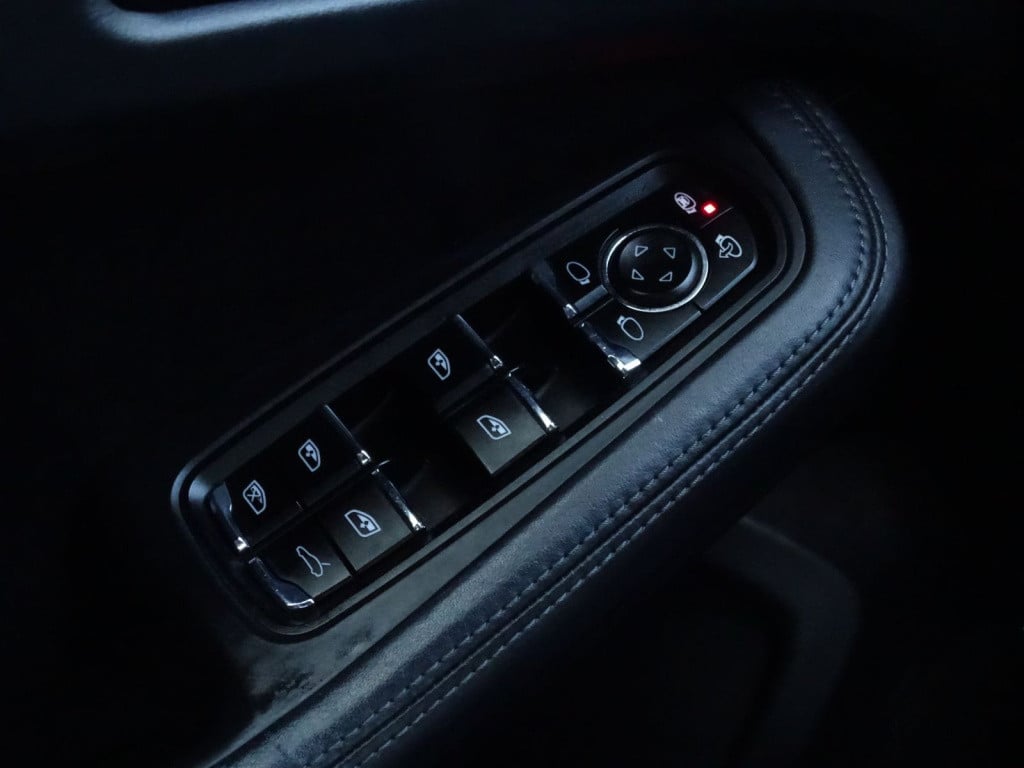 Porsche Macan 3.6 turbo 400pk | luchtvering | pano | 21" | stoelventilatie-
