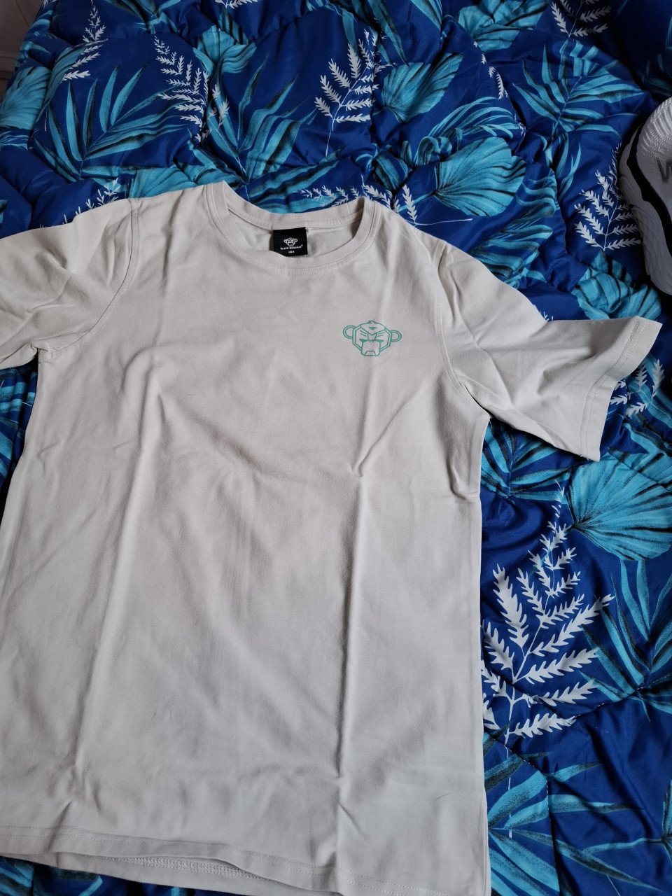 Black bananas 4 tshirts