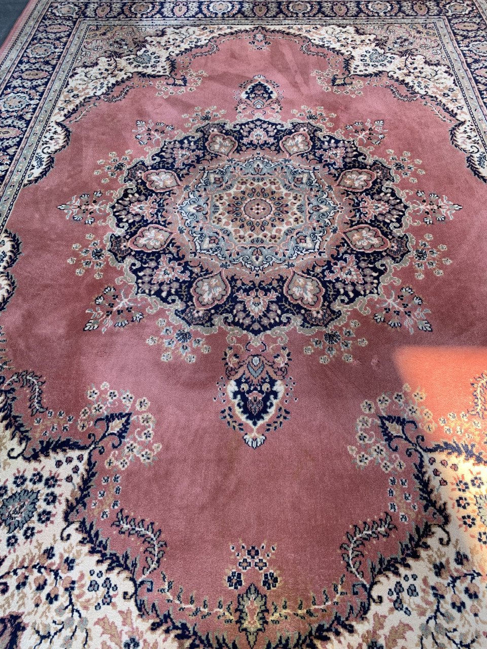 ✨Prachtig Sfeervol Oud Roze Vintage Vloerkleed van Zuiver Scheerwol ✨