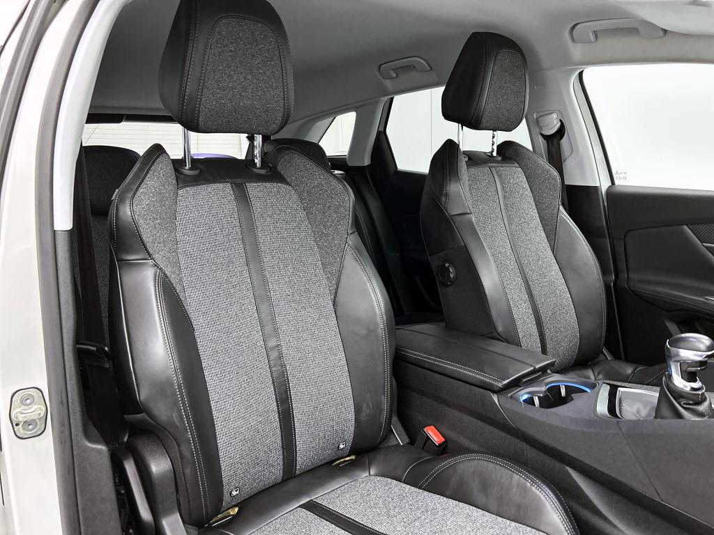 Peugeot 3008 130 pk allure | rijklaar | camera achter