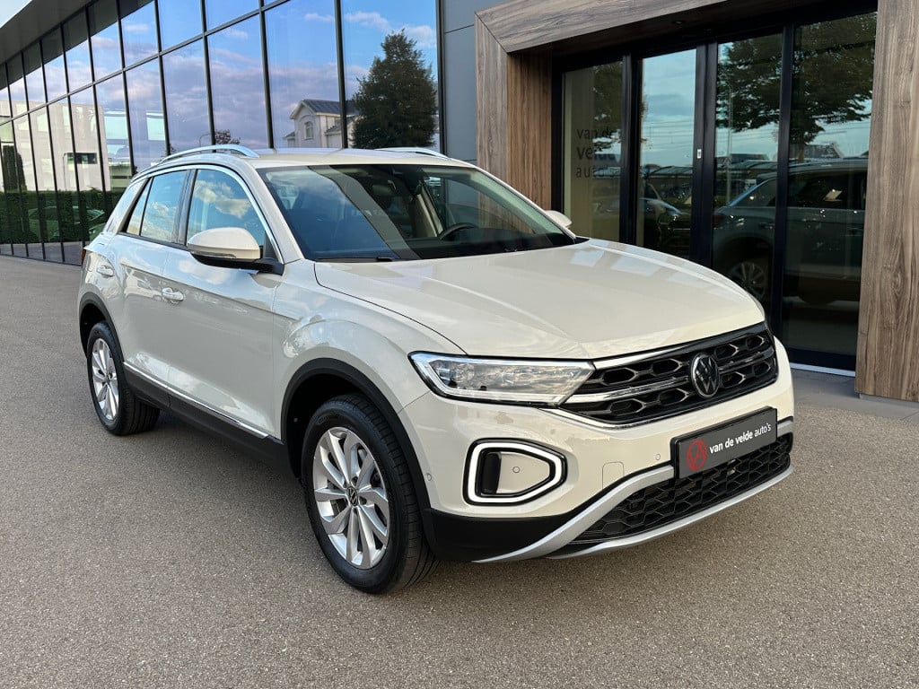 Volkswagen T-roc 1.5 tsi 150pk dsg style carplay | camera | keyless | elek.