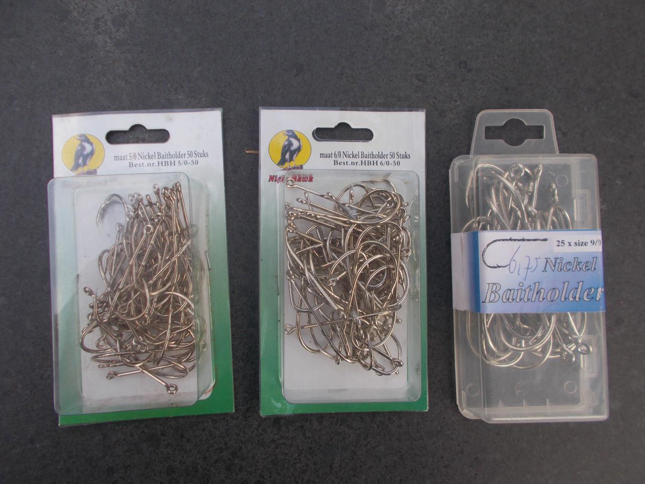 Nieuw zeehaken  MIDNIGHT MOON € 5,00 per doos