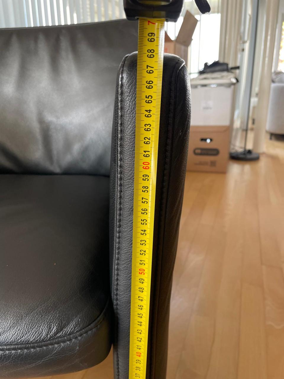 6 lederen eetkamerstoelen
