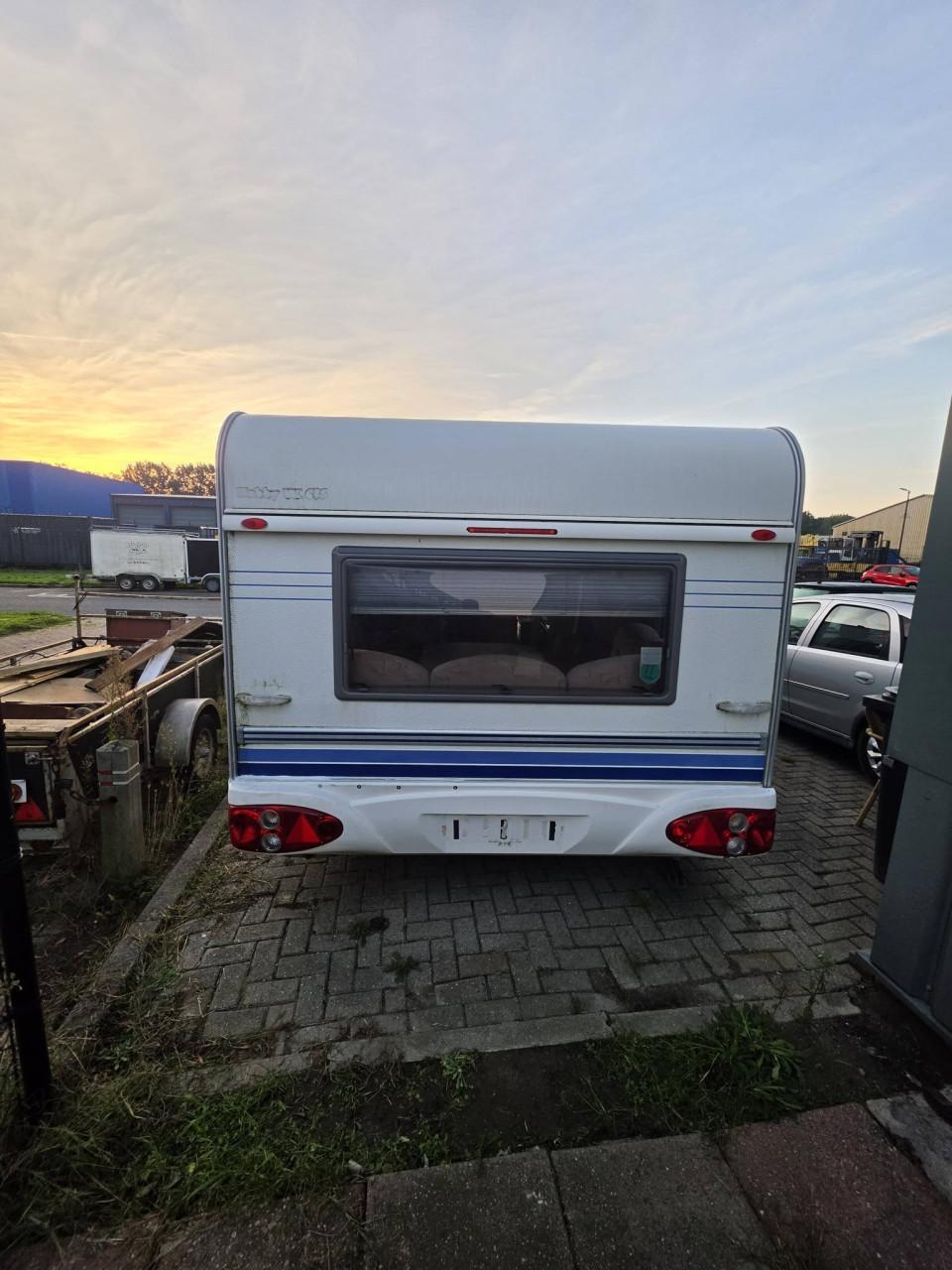 MEGA GROTE HOBBY PRESTIGE 650 DUBBELASSER!  €3750