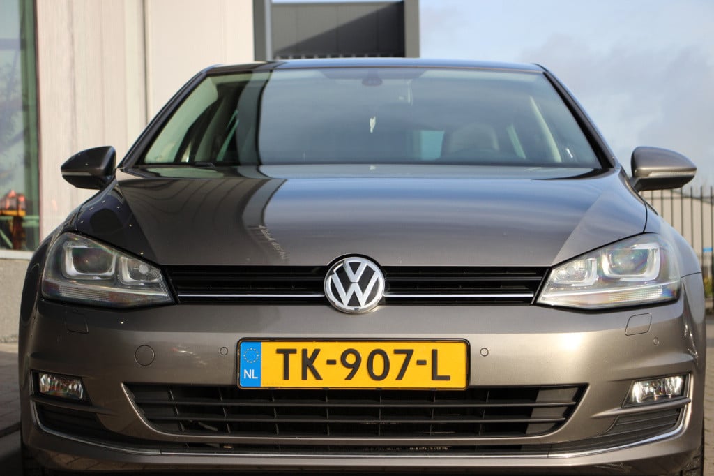 Volkswagen Golf 1.4 tsi highline | navi | automaat | massage stoelen |