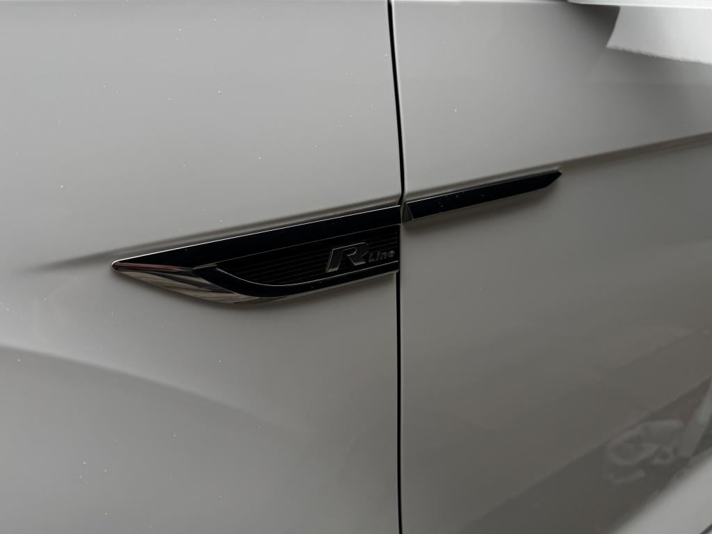 Volkswagen T-roc 1.5 tsi // r-line pakket // panoramadak //